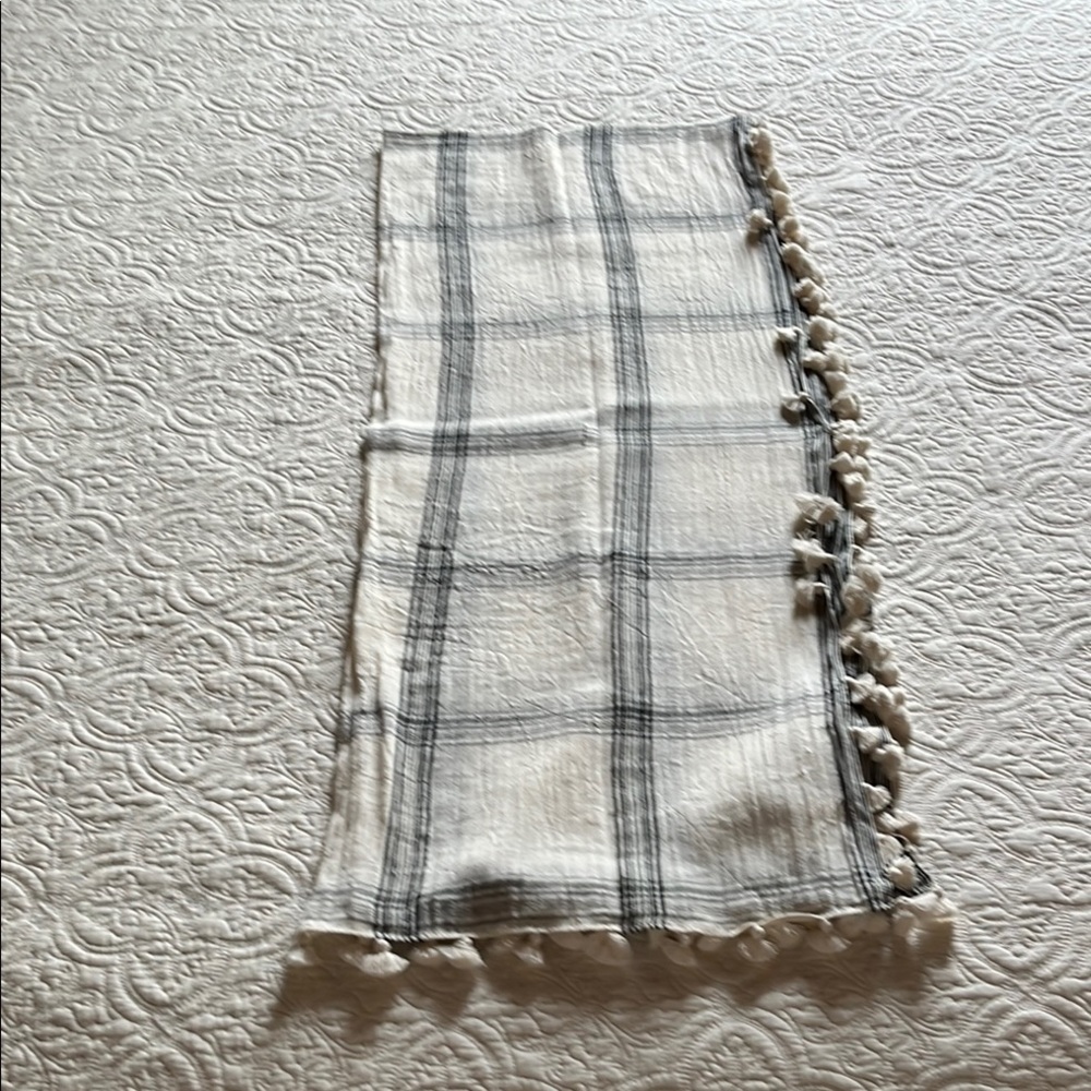 Plaid Fringe Women's pashmina